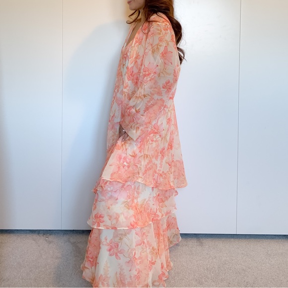 FLORAL DRESS SIZE MEDIUM/ LARGE - Picture 4 of 5